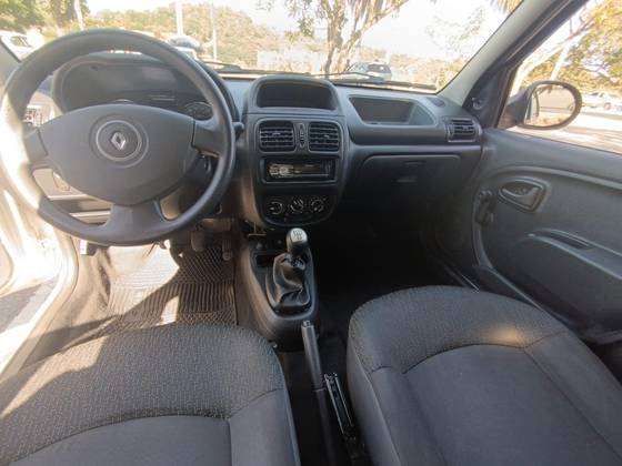 RENAULT CLIO 1.0 AUTHENTIQUE 16V FLEX 4P MANUAL RENAULT CLIO 1.0 AUTHENTIQUE 16V FLEX 4P MANUAL